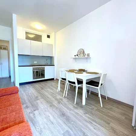 Pleasant With Shared Pool Apartment