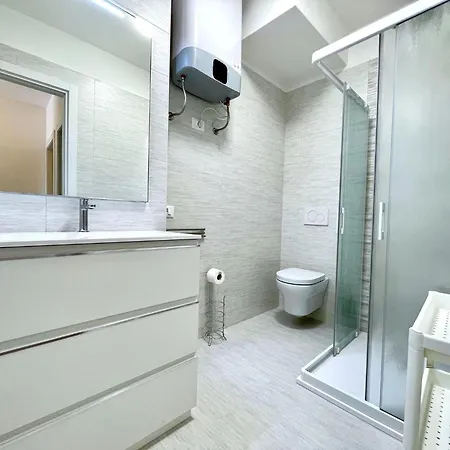 Apartment Pleasant With Shared Pool