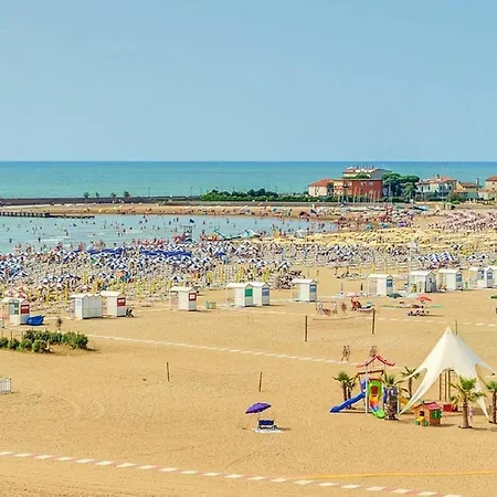 Pleasant With Shared Pool * Porto Santa Margherita di Caorle