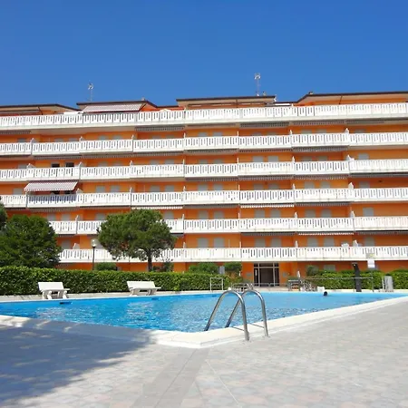 Pleasant With Shared Pool Apartment